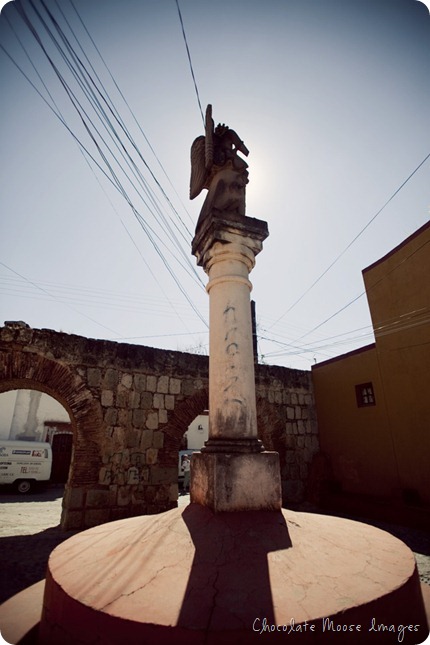 mexico statue